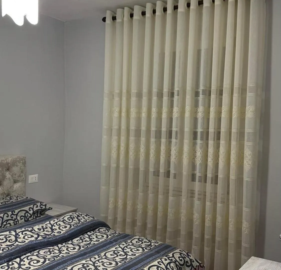 Sark Apartment Lezhe 0*,