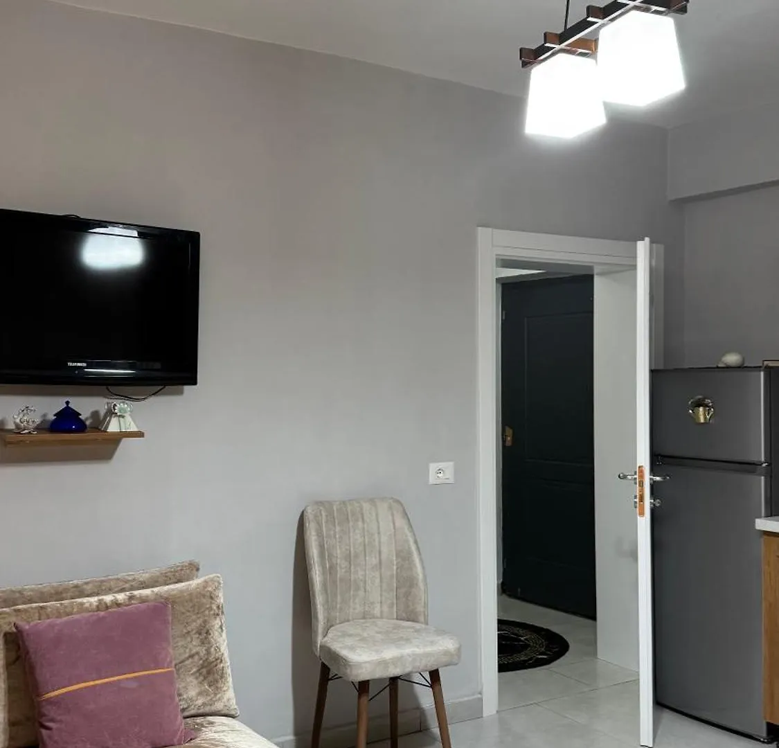 Sark Apartment Lezhe